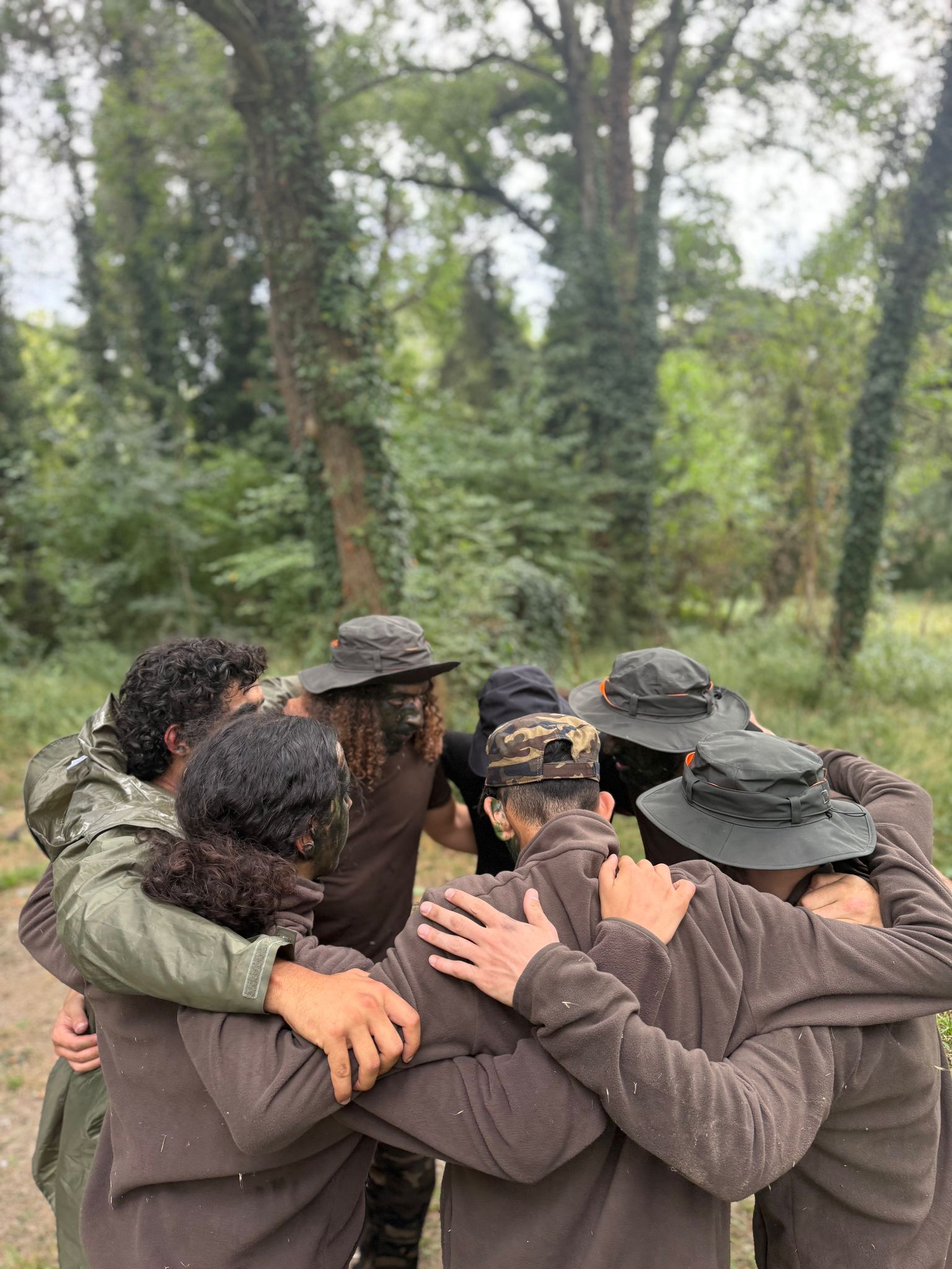 Moment de cohésion et de fraternité en groupe